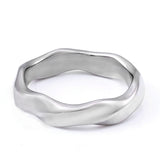 Load image into Gallery viewer, 4/6mm Simple Stainless Steel Ring For Men And Women Couple Ring Engagement Wedding Bands