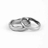 Load image into Gallery viewer, 4/6mm Simple Stainless Steel Ring For Men And Women Couple Ring Engagement Wedding Bands