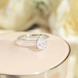 Load image into Gallery viewer, 925 Silver 3CT Pear Shaped Moissanite Engagement Ring